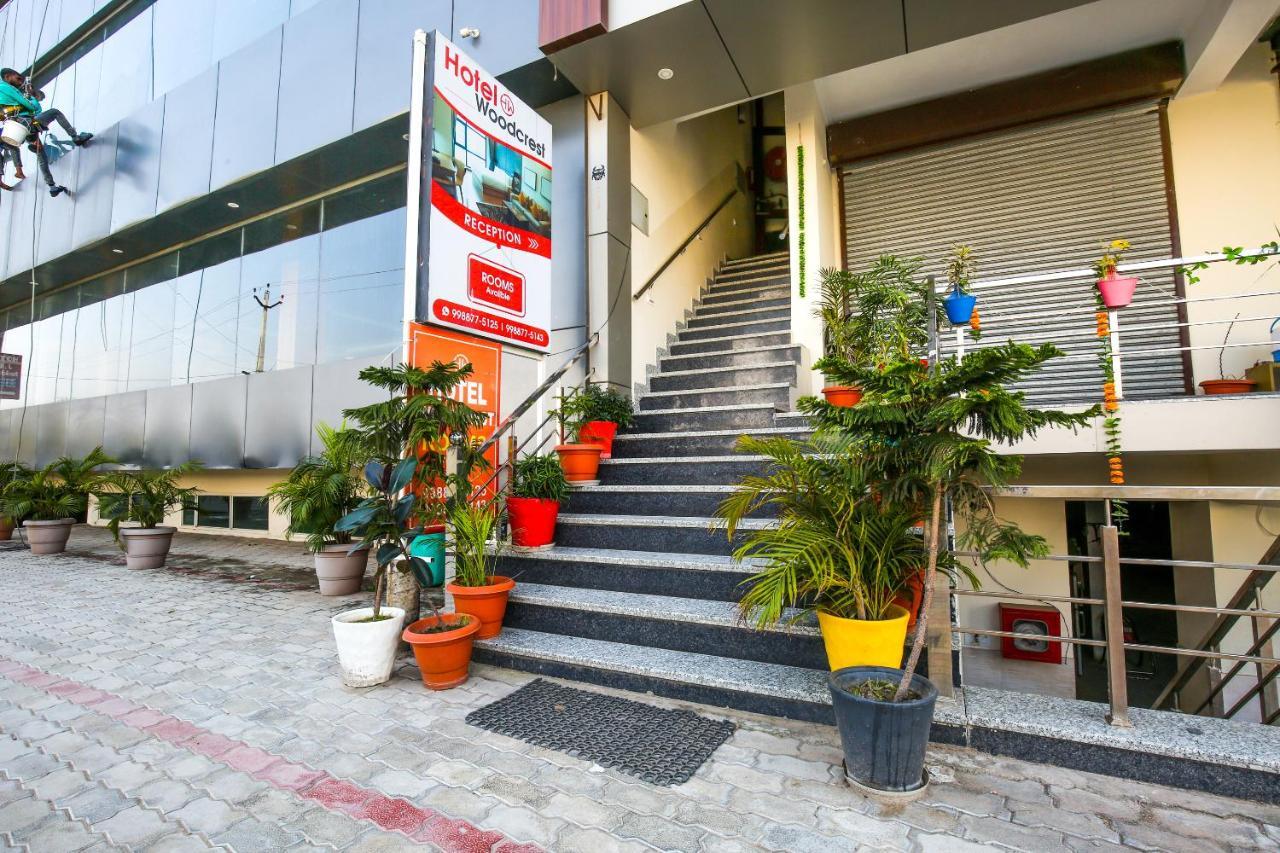 Hotel Woodcrest Zirakpur Chandigarh - Luxury Rooms Экстерьер фото